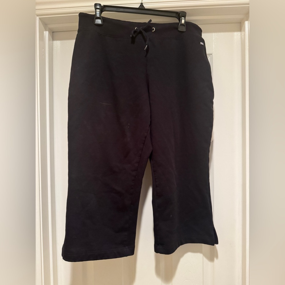 Champion Capri sweat pants Large